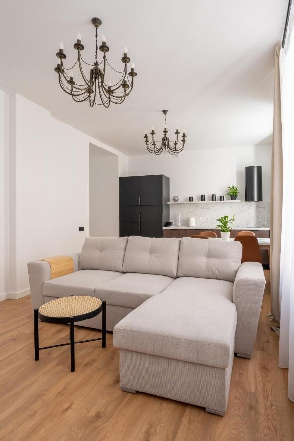 Appartement Spacious 1-bedroom In The Heart Of Old Town *